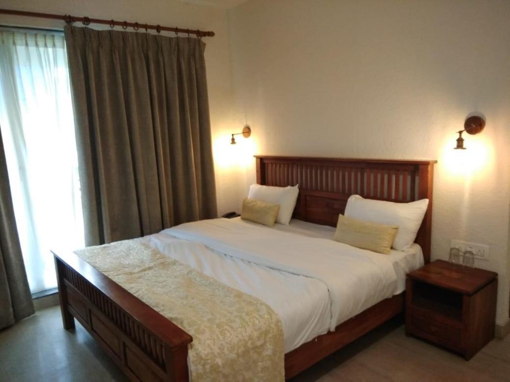 Wood Stock Acres Villa Resort Thane Eksteriør bilde